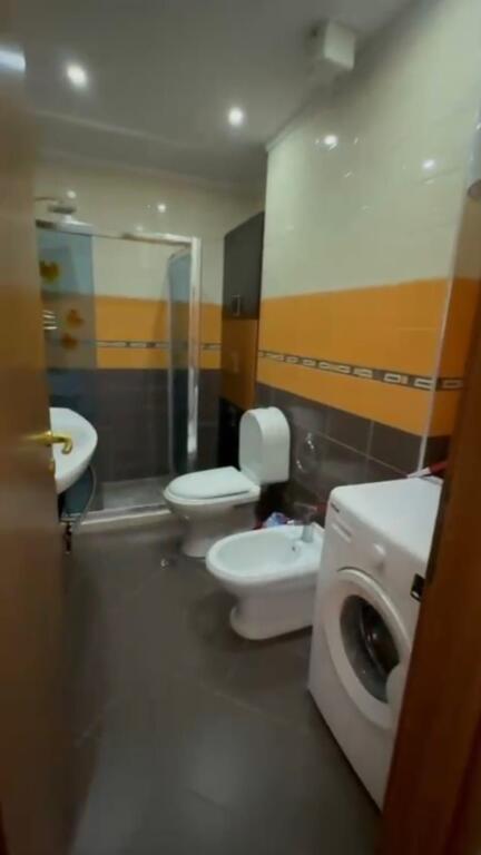 House for rent, in Pallat i Ri 2+1              ID   13952        