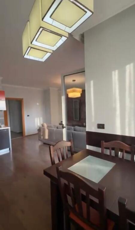 House for rent, in Pallat i Ri 2+1              ID   13952        