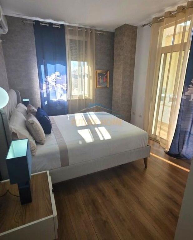 Apartment 1+1 for sale, 21 Dhjetori, Tirane