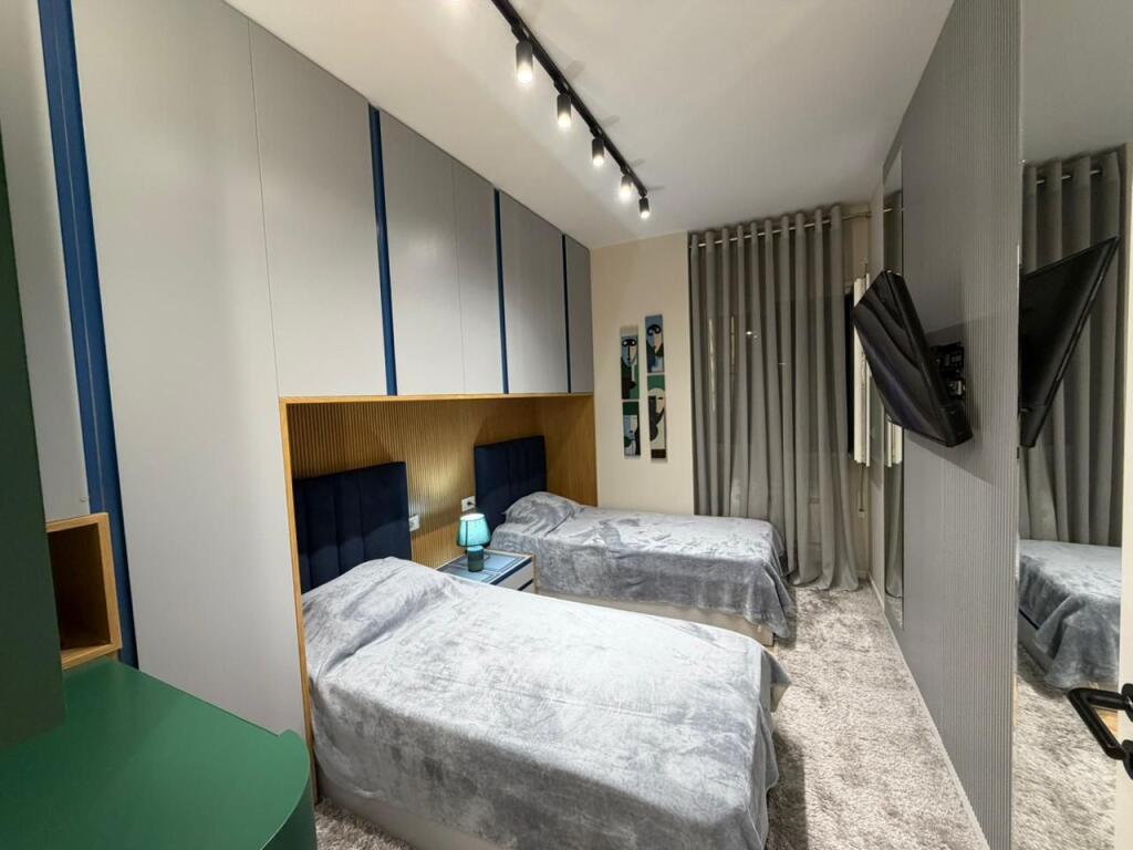 Apartment 2+1 for rent at Kodra e Diellit.