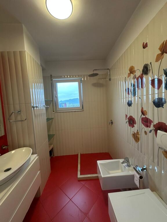 🏡 APARTMENT 2+1 – NEW RING, NEAR ASTIR (FORMER CUSTOMS)
