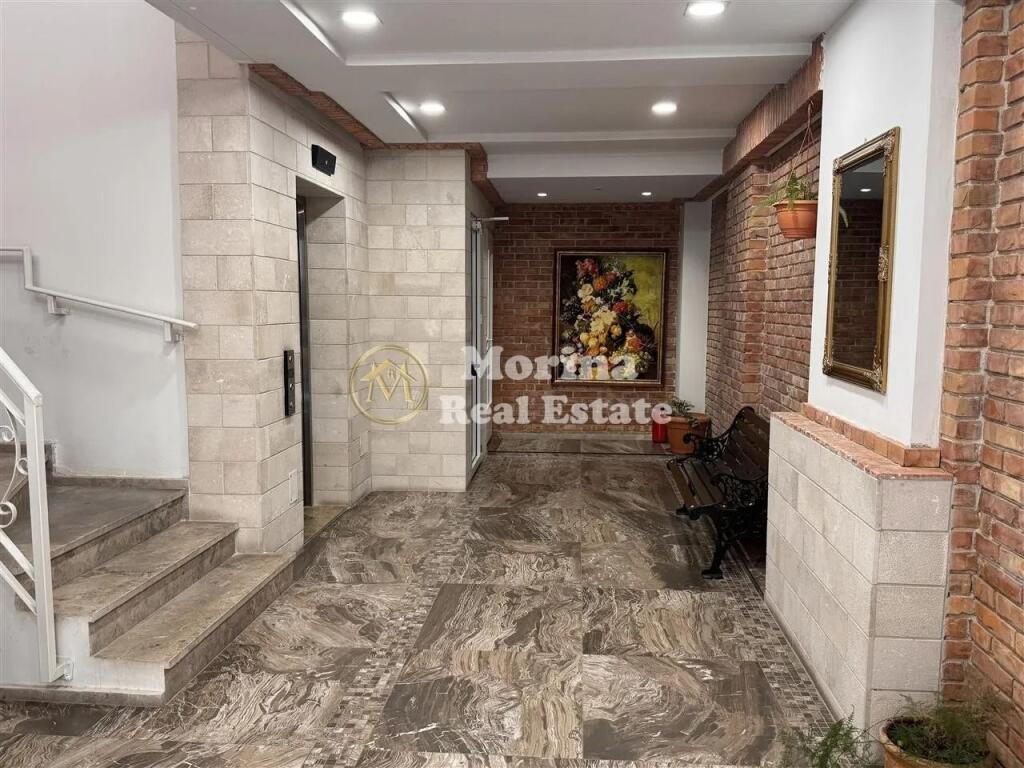 Affitto | Ambiente Commerciale | RTSH | 1260 €/mese trattabili