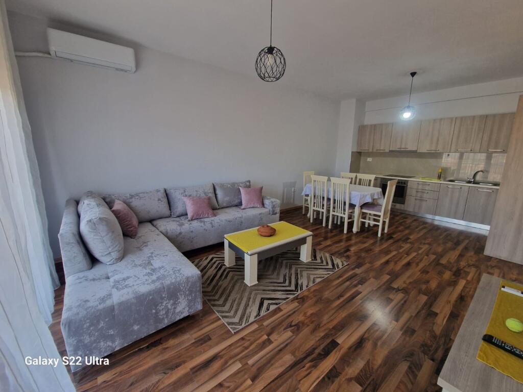 2+1 for rent at Green City