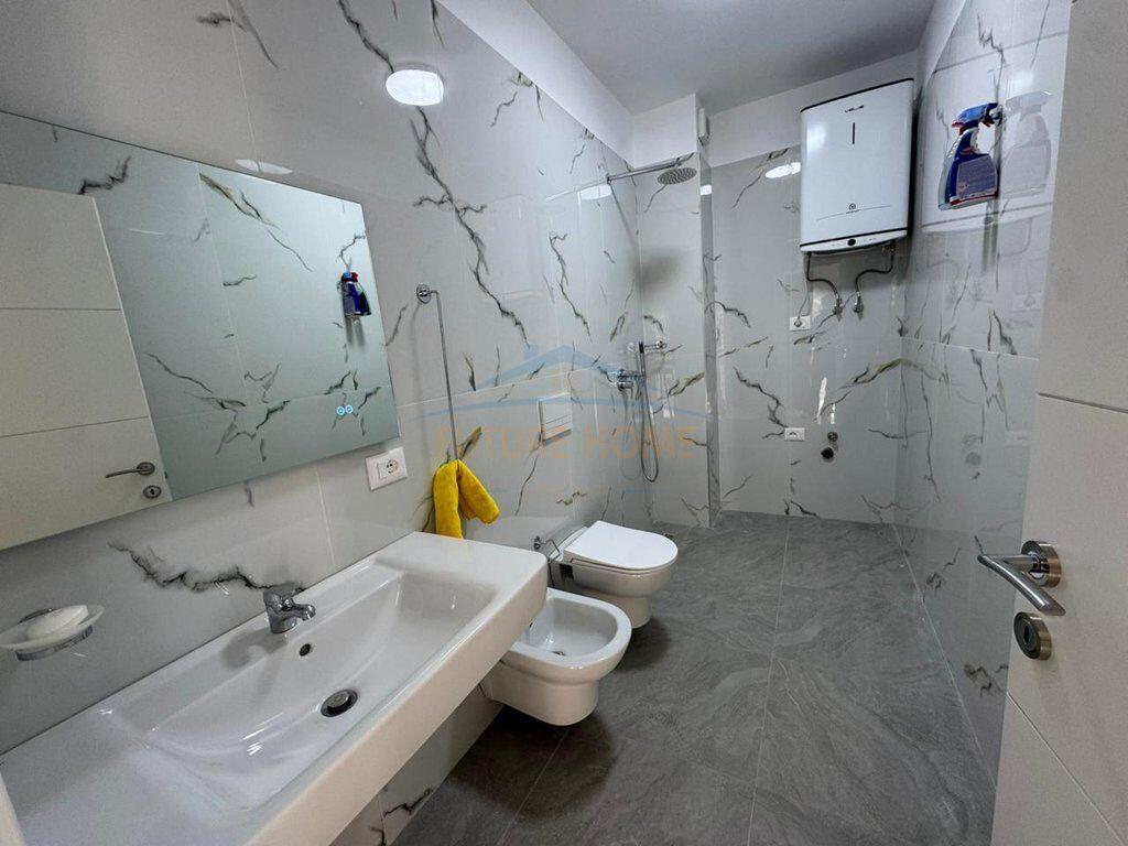 Qira, Apartament 1+1+ Post Parkimi, për zyrë, Jordan Misja, Tiranë.
