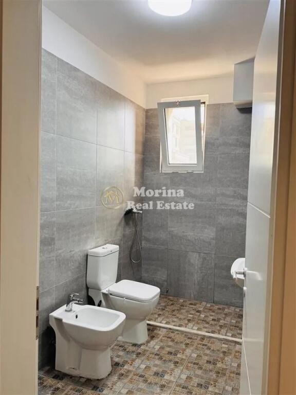 Affitto | Ambiente Commerciale | RTSH | 1260 €/mese trattabili
