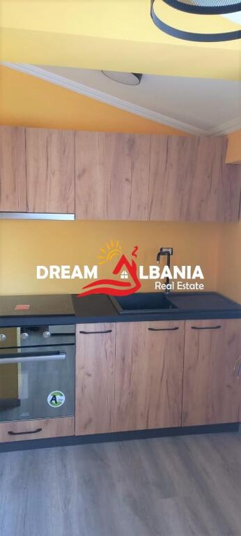 Jepet kat vile me Qera 3+1+2 ne rrugen 3 Vllezerit Kondi prane Vilave Amerikane ne Tirane (ID 4231273)