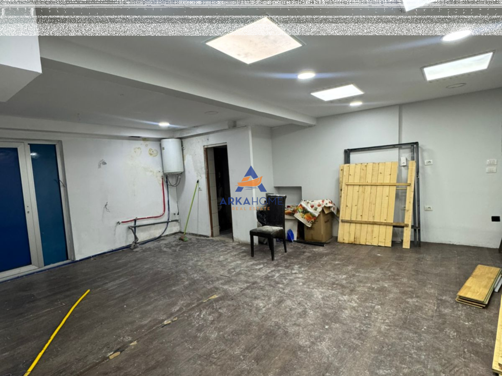 JEPET AMBIENT ME QERA 150M2 "BLLOK" 1600 EURO