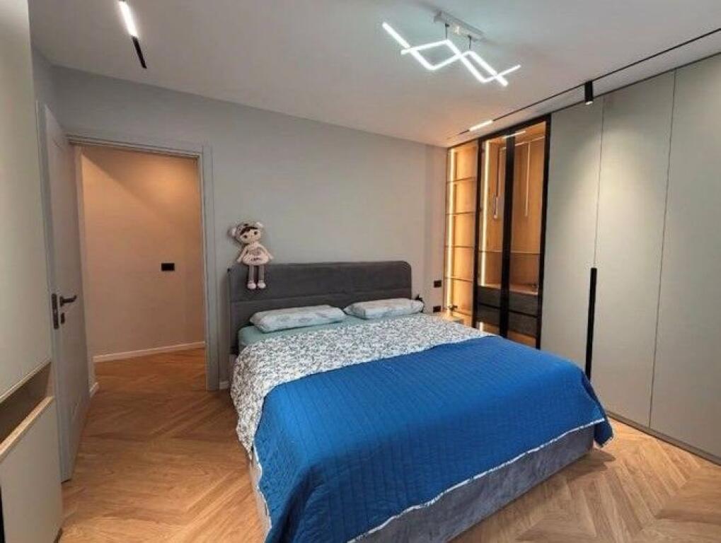 Shitet Apartament 1+1 – Kodra e Diellit 1!