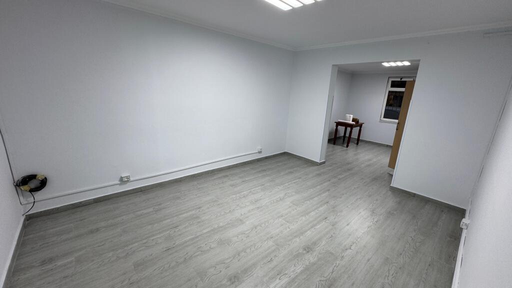 For rent, office opposite Delijorgji, the building with arrows