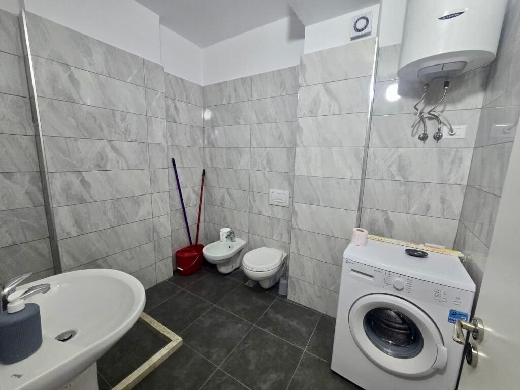 1+1/Qera📍Vila gold 📌45 000 lek