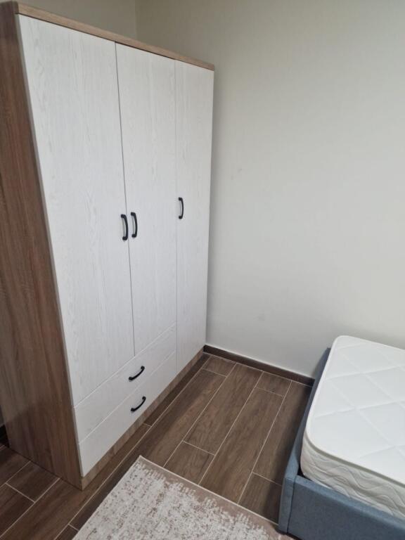 🏠 Affittasi appartamento 2+1 – Stazione Ferroviaria (TE ESP OIL)