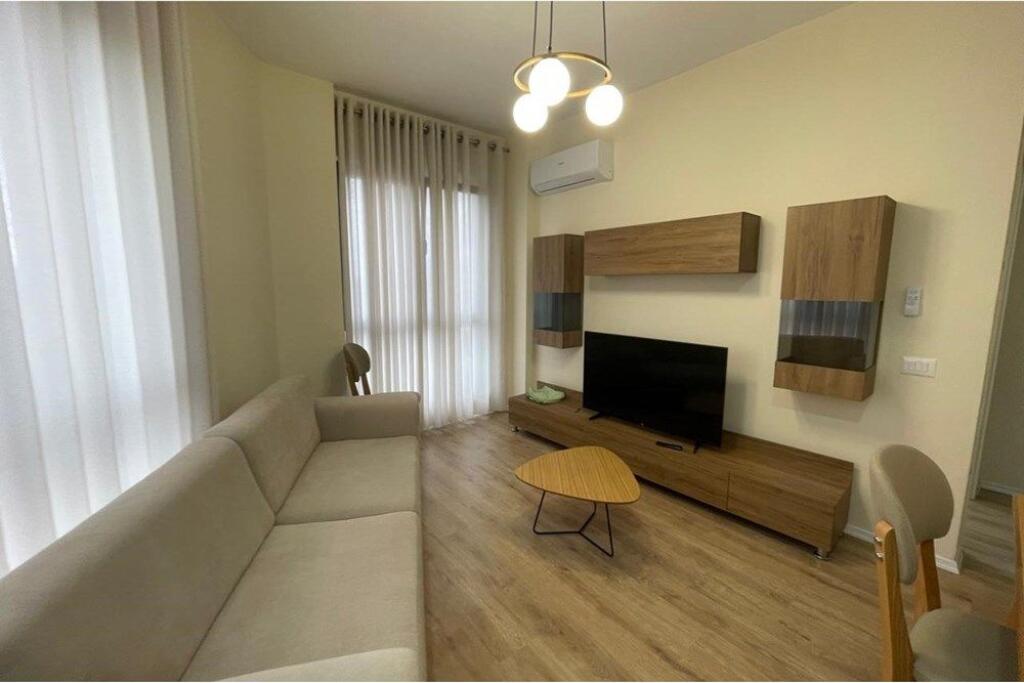 Apartament me qira 1+1 te Rr.Tefta Tashko