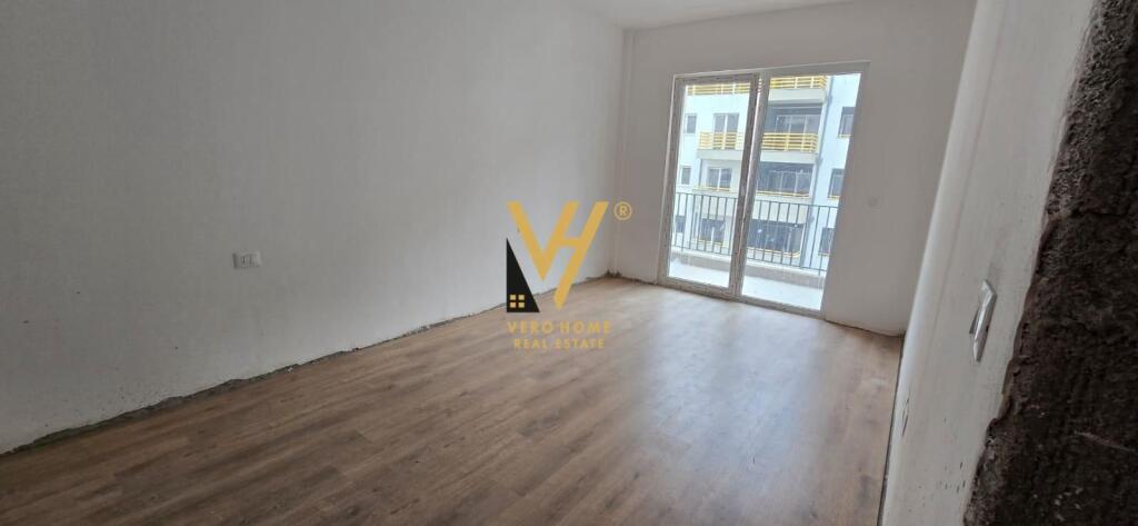 FOR SALE APARTMENT 2+1+BLK AT KOM.AURA, DRITAN HOXHA STREET 189,000 EURO