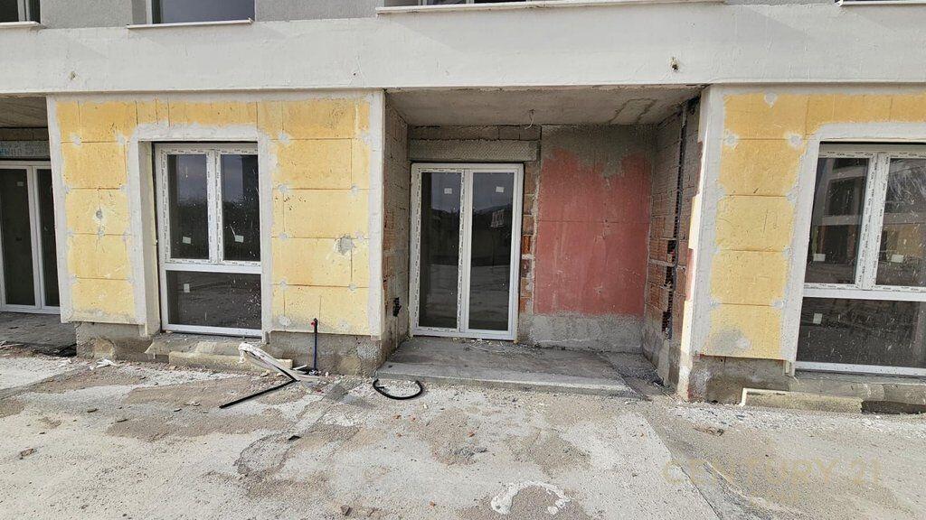 1+1 plus post parkimi ne shitje 90000€