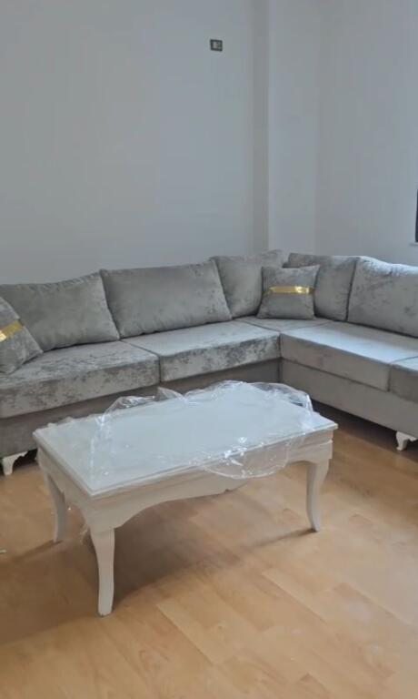 Apartment 2+1 for rent, 3 Deshmoret Street, Yzberisht, 500 thousand lek, New furnishing is being done
