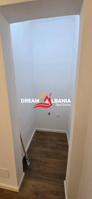 Appartamento 1+1+Deposito in Vendita 21 Dicembre, Vicino all'Hotel Mondial (ID 4119455)