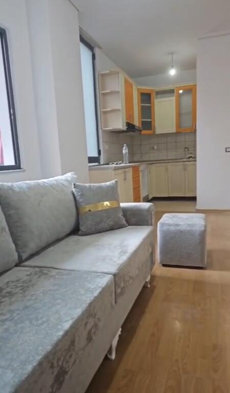 Apartment 2+1 for rent, 3 Deshmoret Street, Yzberisht, 500 thousand lek, New furnishing is being done
