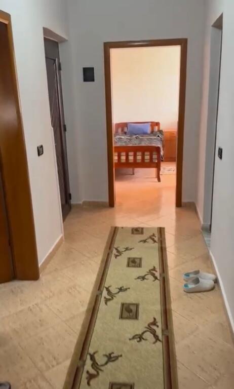 Apartament 2+1 me qira Laprak