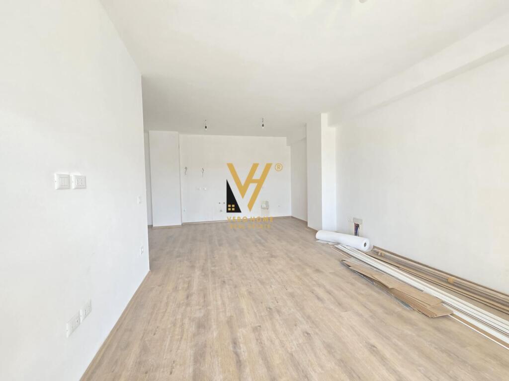 FOR SALE APARTMENT 2+1+BLK AT KOM.AURA, DRITAN HOXHA STREET 189,000 EURO