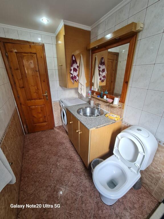 Apartament 2+1 tek Drejtoria e Higjenes!