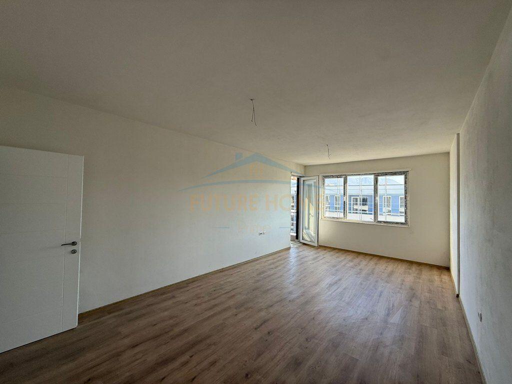 In vendita, Appartamento 2+1, Univers City, Tirana