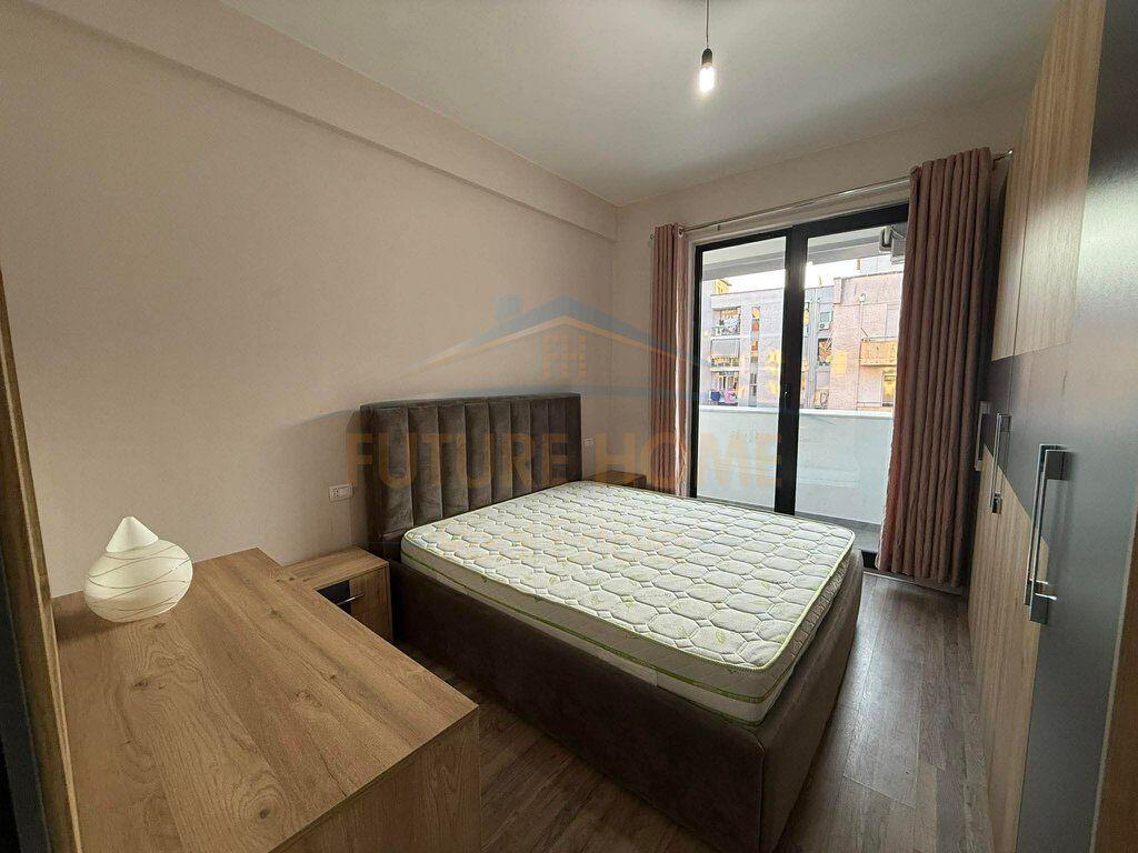 Qera, Apartament 2+1+Post Parkimi, Unaza e Re.