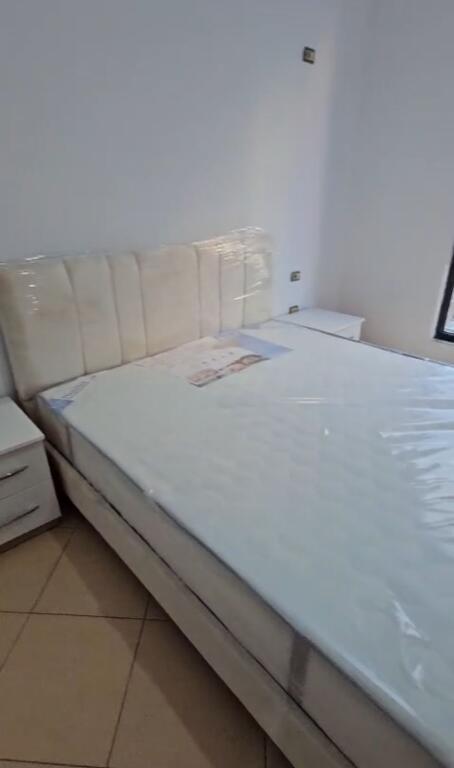 Apartment 2+1 for rent, 3 Deshmoret Street, Yzberisht, 500 thousand lek, New furnishing is being done
