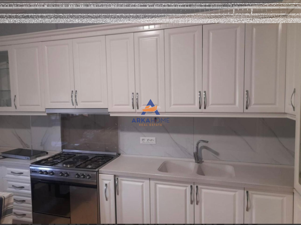 VILLA 3 PIANI "TEG" IN AFFITTO 2000 EURO