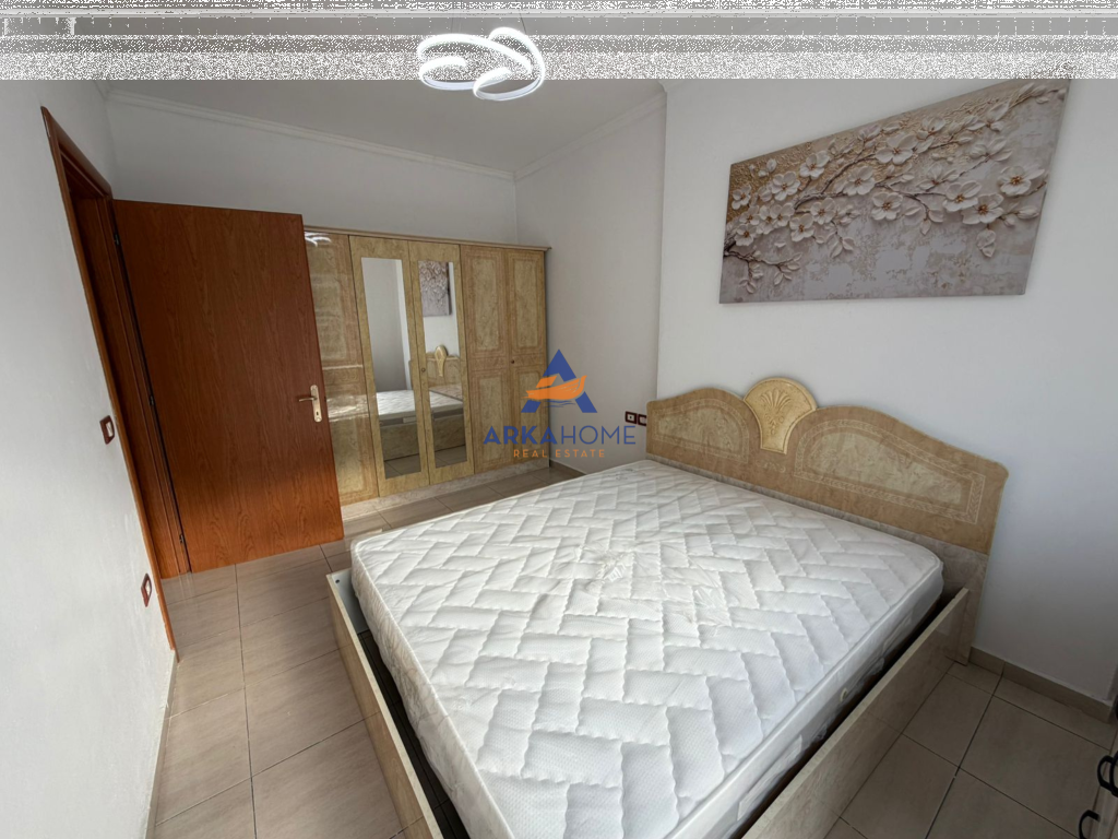 JEPET APARTAMENT ME QERA 2+1+2 BALLKONE "ASTIR, RRUGA BARJAM TUSHI" 45.000 LEKE