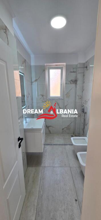 Appartamento 1+1+Deposito in Vendita 21 Dicembre, Vicino all'Hotel Mondial (ID 4119455)