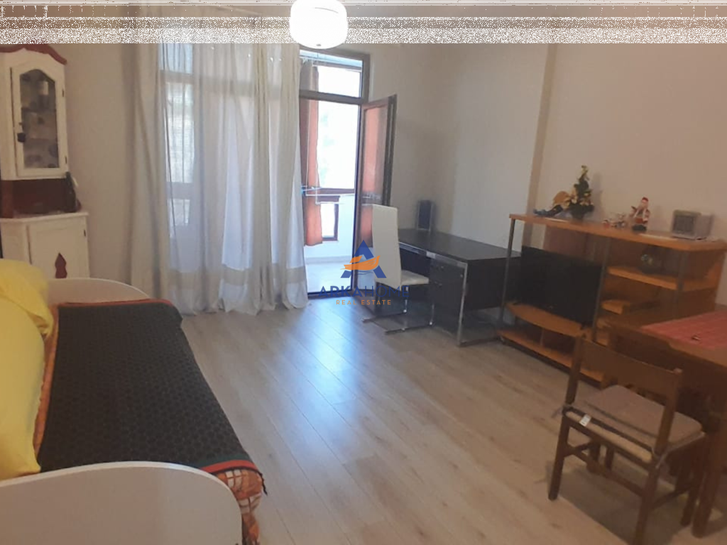 SHITET APARTAMENT 1+1+BALLKON "TEK ISH RESTORANT QESARAK" 98.000 EURO
