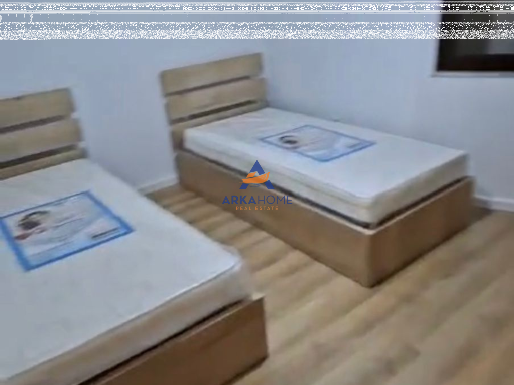 JEPET APARTMENT ME QERA 2+1 "ISH FUSHA E AVIACIONIT" 550 EURO