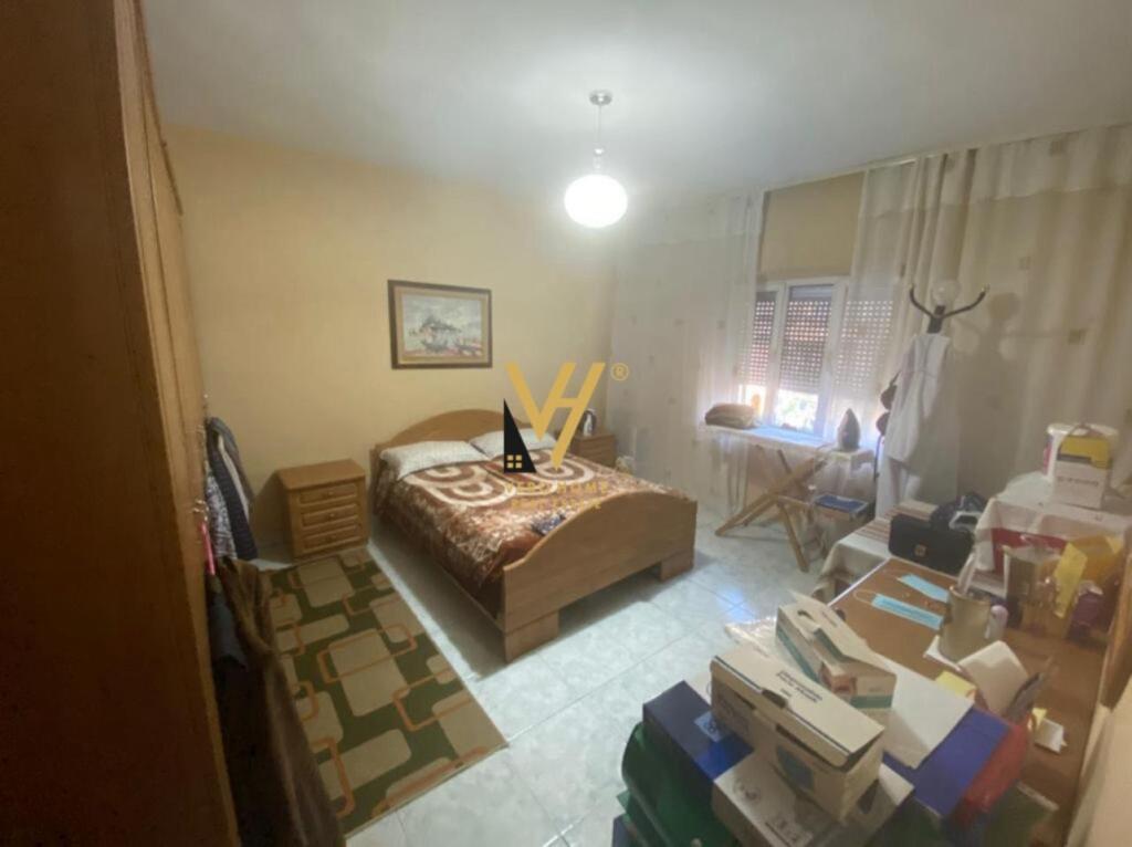 APPARTAMENTO 3+1 IN AFFITTO IN VIA FORTUZI 50.000 LEKE
