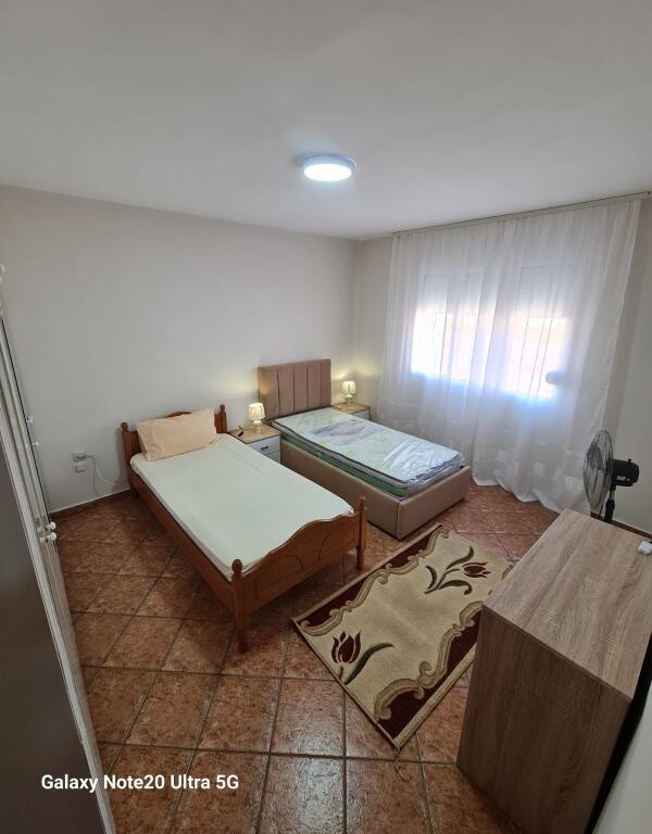 Apartament 2+1 tek Drejtoria e Higjenes!