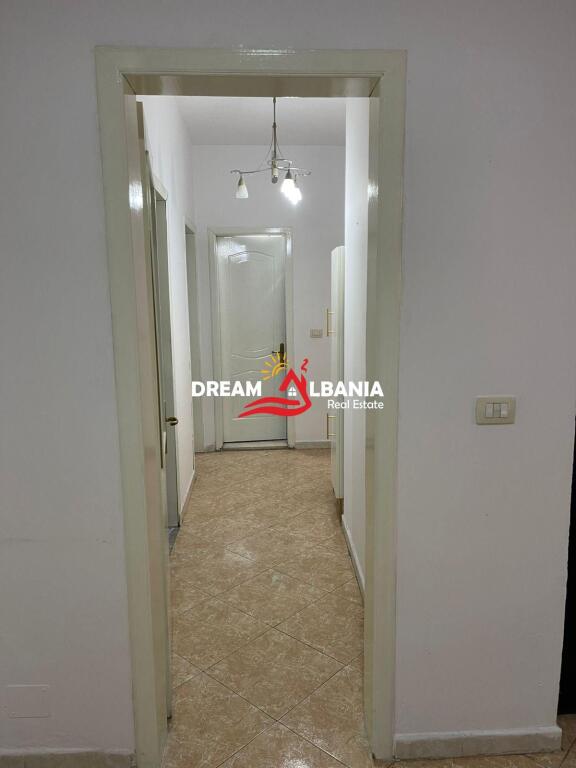Jepet me qera apartament 2+1 ne Komune te Parisit prane Delish Fish (ID 42215453)