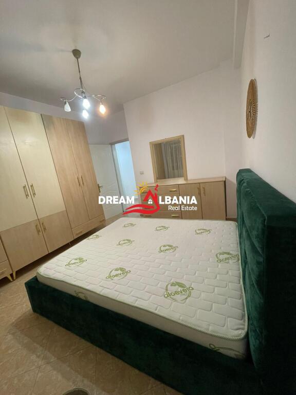 Jepet me qera apartament 2+1 ne Komune te Parisit prane Delish Fish (ID 42215453)