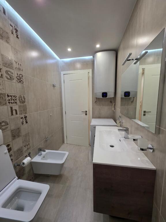 AFFITTASI APPARTAMENTO 1+1 PRESSO ISHA PRKU, VIA NDRE MJEDA