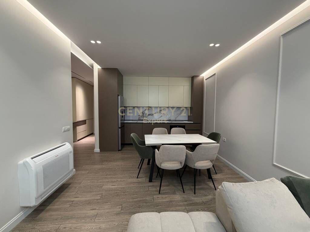 AFFITTASI – APPARTAMENTO 2+1 | ROSE GARDEN (CON POSTO AUTO)