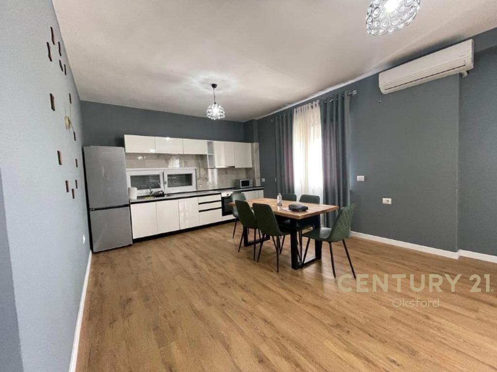 AFFITTASI – APPARTAMENTO 2+1+2 + POSTO AUTO | GIARDINO BOTANICO