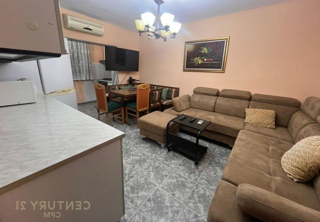 Affittiamo appartamento 2+1 in via Bardhyl.