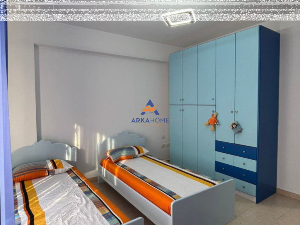 JEPET ME QERA APARTAMENT 2+1+2+BALLKON "NE SELITË" 65.000 LEKE
