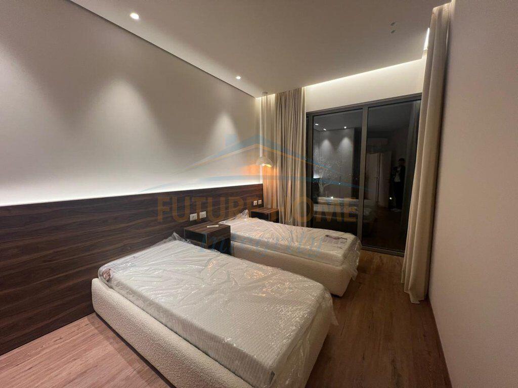 Qera, Apartament 2+1+2+2 Poste Parkimi, Green Valley Residence, Tiranë.