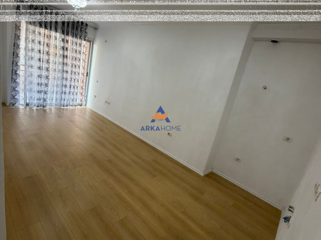 SHITET APARTAMENT 1+1+ BALLKON "FRESK ,RRUGA THESARIT" 91.000 EURO