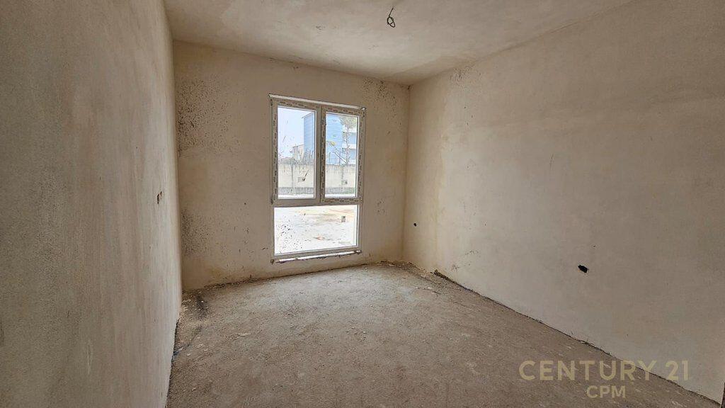 1+1 plus post parkimi ne shitje 90000€