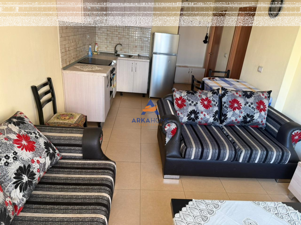 JEPET ME QERA APARTAMENT 2+1 "⁠RRUGA MYSLYM SHYRI" 60.000 LEKE