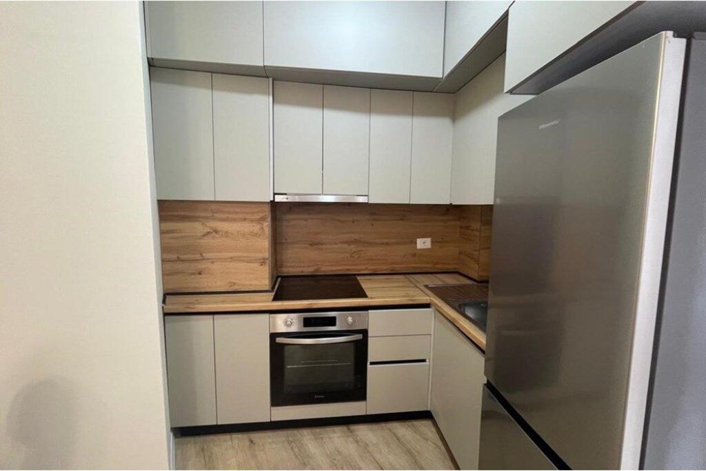 Apartament me qira 1+1 te Rr.Tefta Tashko