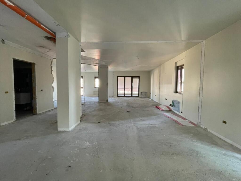Business premises for rent at Petro Nini.