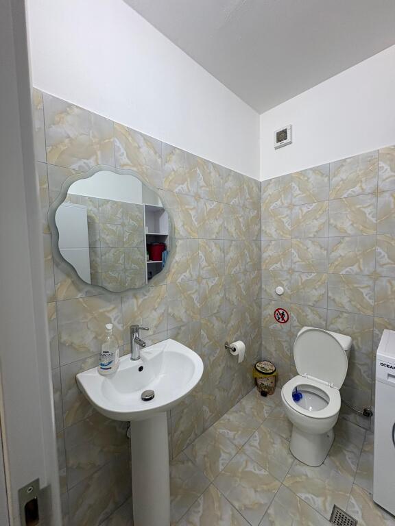In affitto a Vollga del palazzo di 27 piani appartamento 2+1+2 bagni e una super veranda