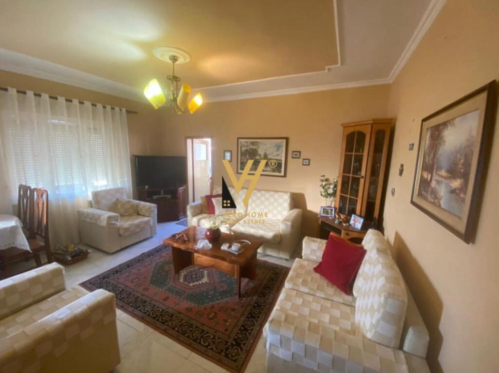 APPARTAMENTO 3+1 IN AFFITTO IN VIA FORTUZI 50.000 LEKE
