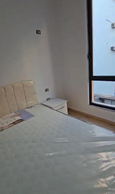 Apartment 2+1 for rent, 3 Deshmoret Street, Yzberisht, 500 thousand lek, New furnishing is being done
